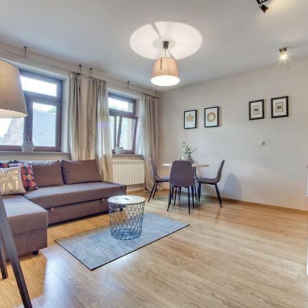 Trendy Apartment Kochanowskiego Street Cracovia Exterior foto
